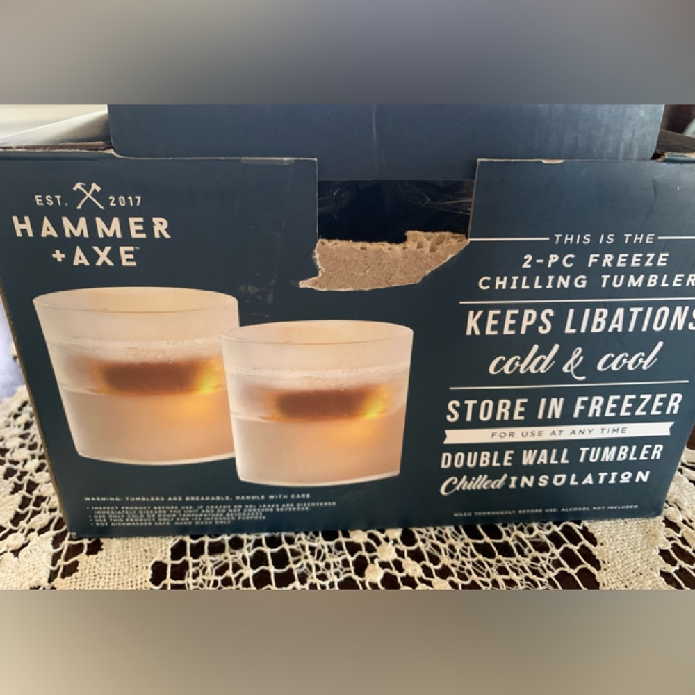 HAMMER + AXE 2pack freeze  cooling 9.0 Oz tumblers NIB NWT